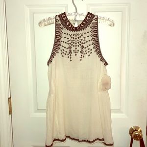 Beautiful Altar’d State tank top